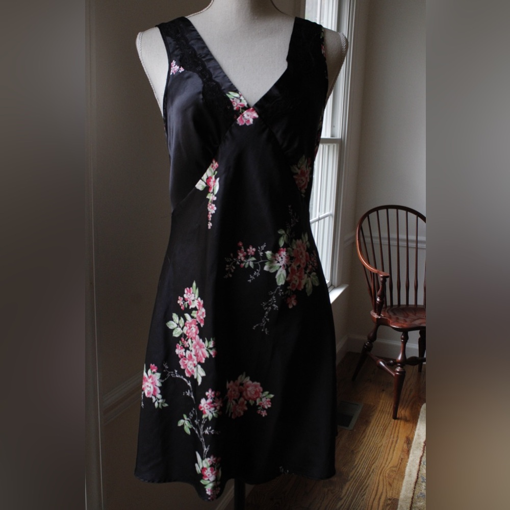 Jones New York Black Floral Satin Chemise Nightgown - Picture 2 of 15